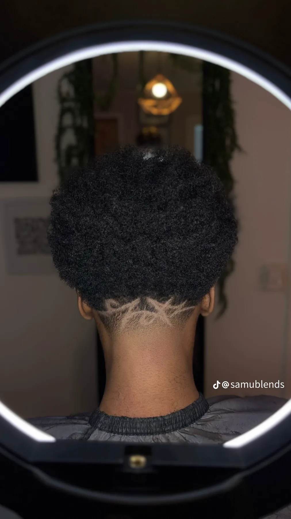 SamuBlends curly design niskasta